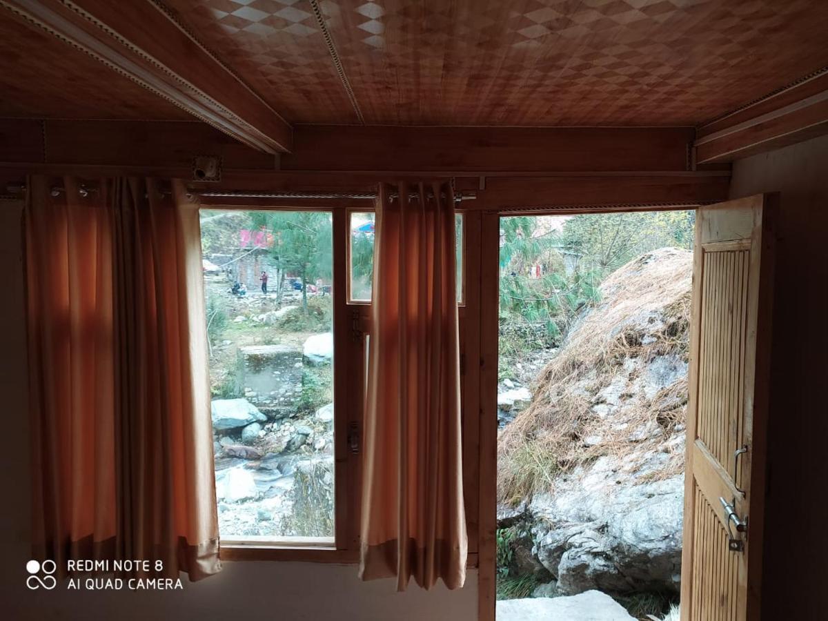 Moksha - By The River Villa Jibhi Ngoại thất bức ảnh