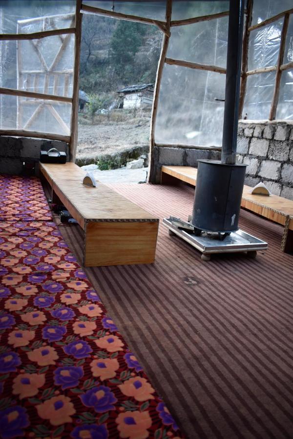 Moksha - By The River Villa Jibhi Ngoại thất bức ảnh